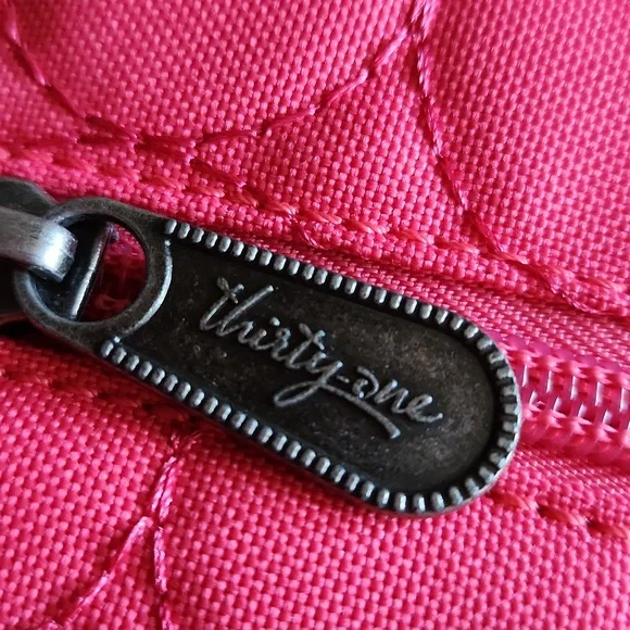 Thirty-One Vibrant Pink Quilted Crossbody Bag - Picture 3 of 12